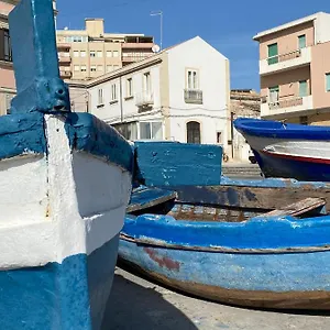 Lakkios Charming And Syracuse