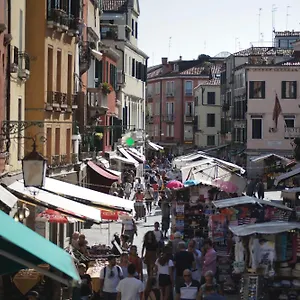 Ca' Pozzo 3* Venedig