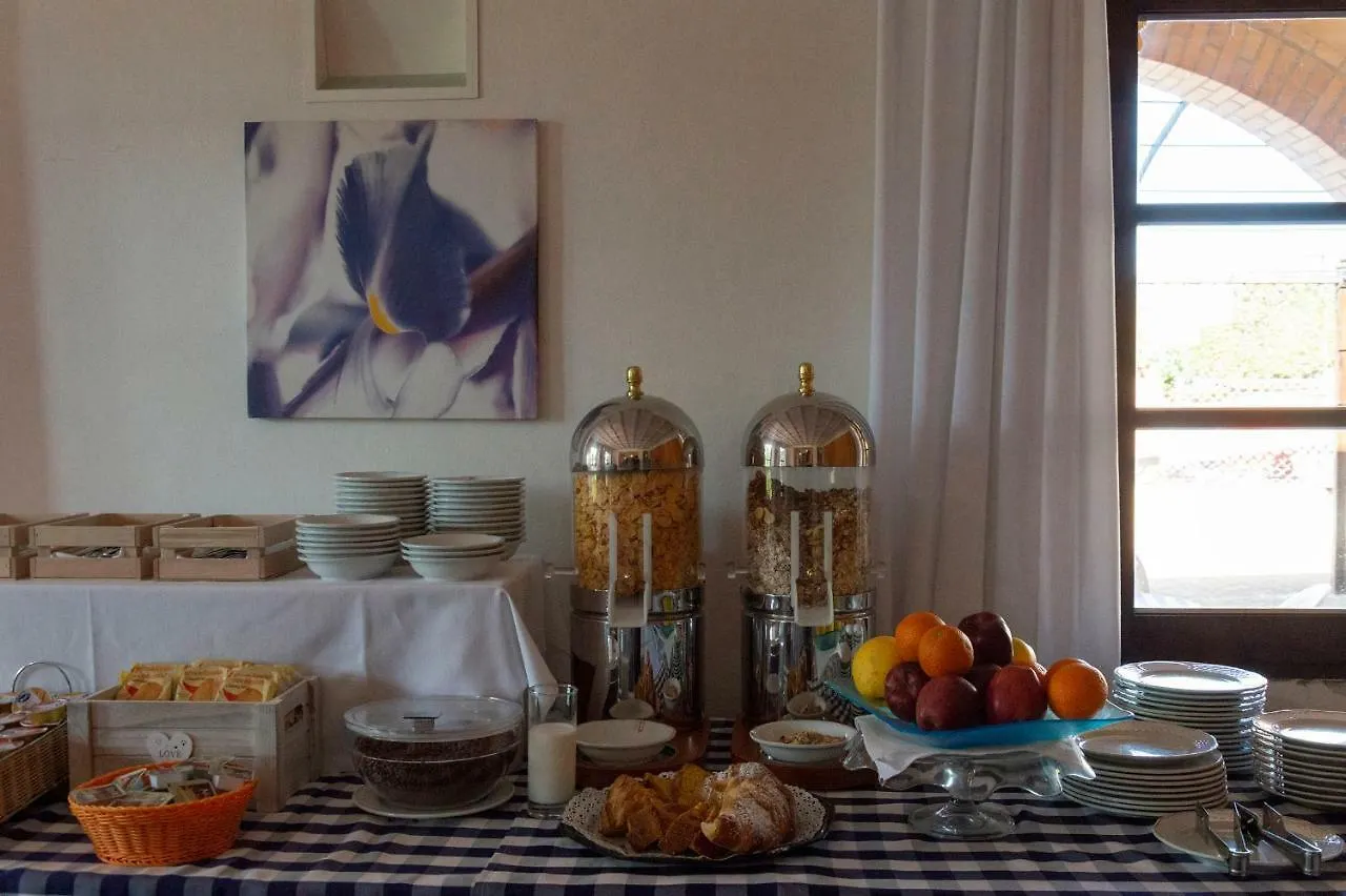 Hotel Le Renaie San Gimignano 3*,