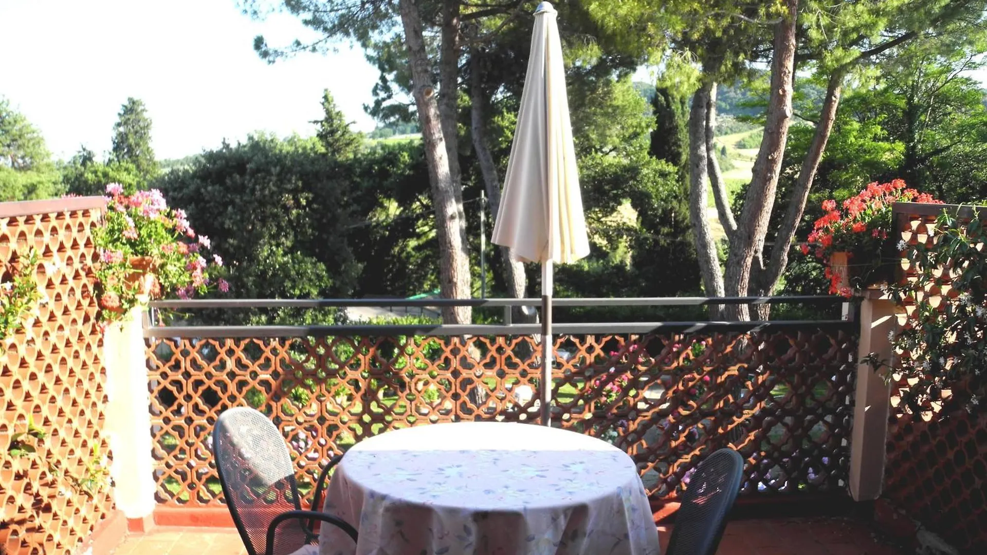 ***  Hotel Le Renaie San Gimignano Italy