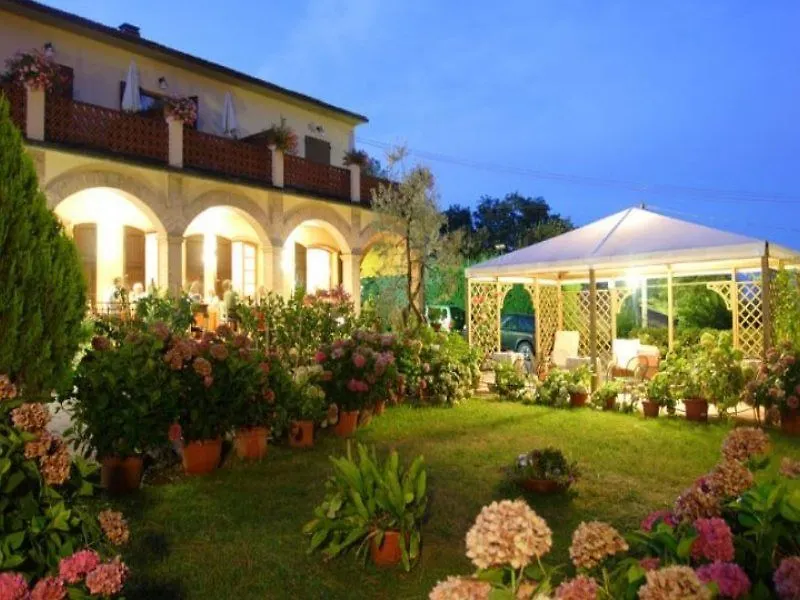 Hotel Le Renaie San Gimignano